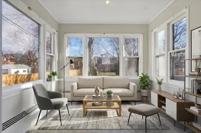 29 Prennan Avenue, Toronto, On M9b 4b7