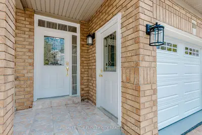 119 Morningmist Street, Brampton, On L6r 2a9