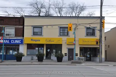 3465 Lake Shore Boulevard W #3, Toronto W06, On M8w 1n2