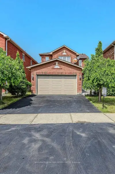 5847 Sidmouth Street, Mississauga, On L5v 2k1