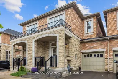 111 Huguenot Road, Oakville, On L6h 0m3