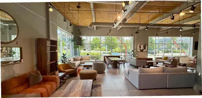 1400 Castlefield Avenue 211a, Toronto, On M6b 4n4