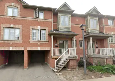 5031 East Mill Road 40, Mississauga, On L5v 2m5