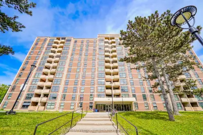 335 Driftwood Avenue 709, Toronto W05, On M3n 2p3
