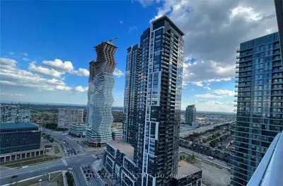 4065 Confederation Parkway 2103, Mississauga, On L5b 0l4