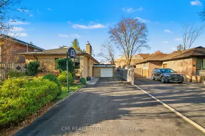 460 Martin Grove Road, Toronto, On M9b 4m4
