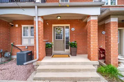 2360 Parkhaven Boulevard 14, Oakville, On L6h 7s6