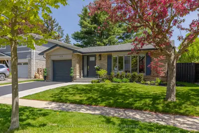 173 Chebucto Drive, Oakville, On L6j 5r1