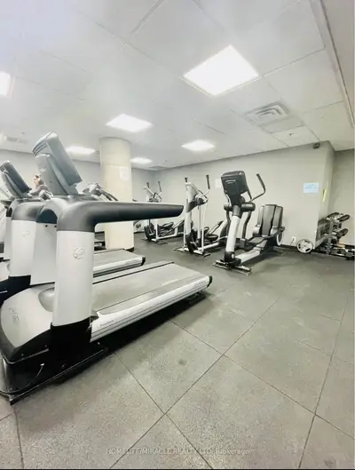 38 Joe Shuster Way 917, Toronto W01, On M6k 0a5