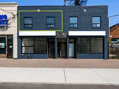 2242 Eglinton Avenue 2a, Toronto W04, On M6e 2l3