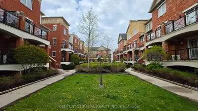 39 Hays Boulevard 19, Oakville, On L6h 0j1
