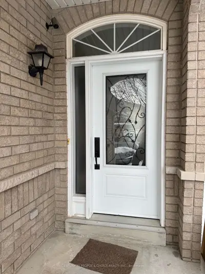 3704 Golden Locust Drive, Mississauga, On L5n 8n8