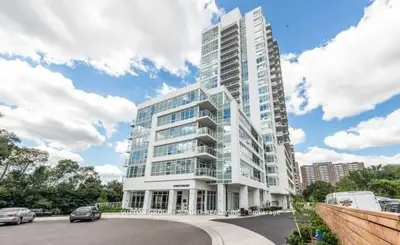 10 Wilby Crescent 1407, Toronto W04, On M9n 0b6
