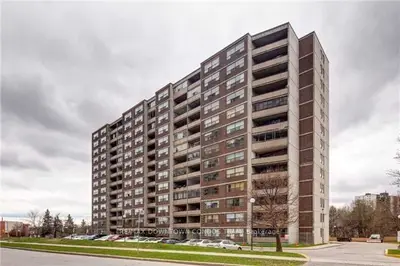 10 Tobermory Drive 1004, Toronto W05, On M3n 2y5