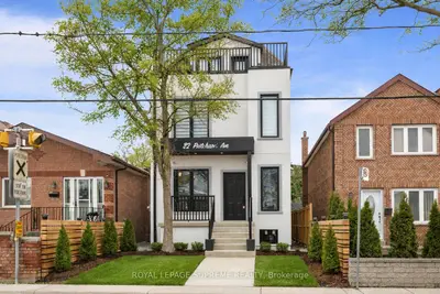 82 Pritchard Avenue, Toronto W03, On M6n 1t3
