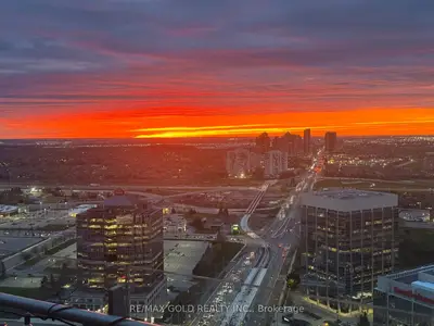 50 Absolute Avenue 3810, Mississauga, On L4z 0a8