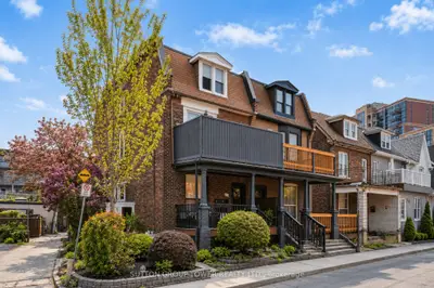 560 Indian Grove, Toronto, On M6p 2j4