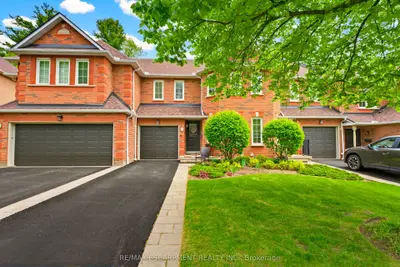 #13 1735 The Collegeway, Mississauga, On, L5l 3s7