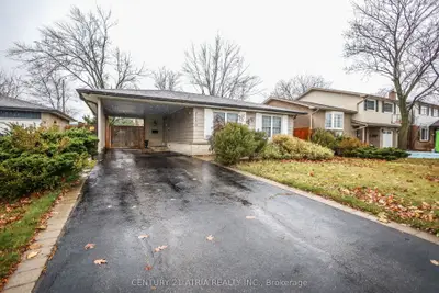 2750 Barnstone Crescent, Mississauga, On L5k 2c1