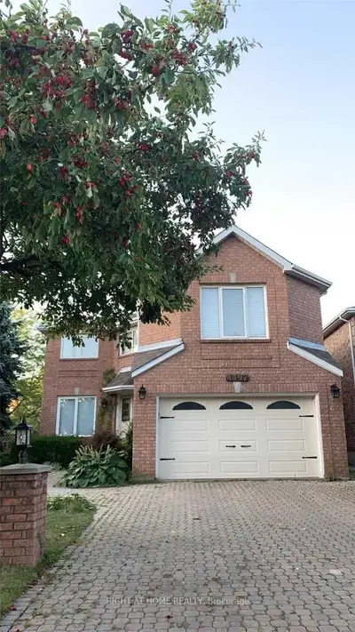 4497 Tavistock Court, Mississauga, On L5m 4g7