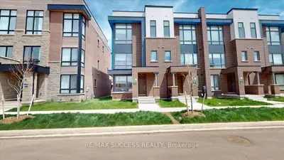 3077 Welsman Gardens, Oakville, On L6h 7z2