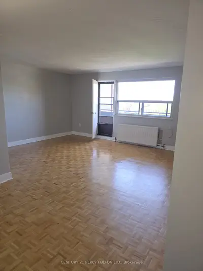 1305 Wilson Avenue 709, Toronto W05, On M3m 1j2