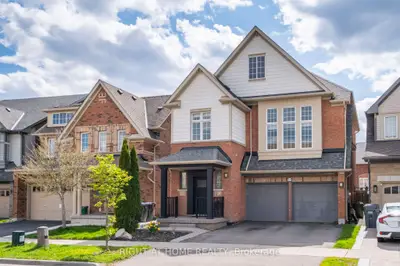 10 Learmont Avenue, Caledon, On L7c 3n3