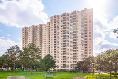 390 Dixon Road 702, Toronto W09, On M9r 1t4