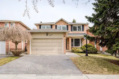 1111 Deer Run, Mississauga, On L5c 3p7