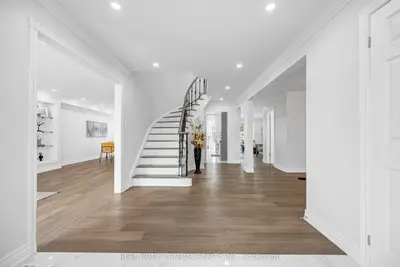 5315 Huntingfield Drive, Mississauga, On L5r 2g2