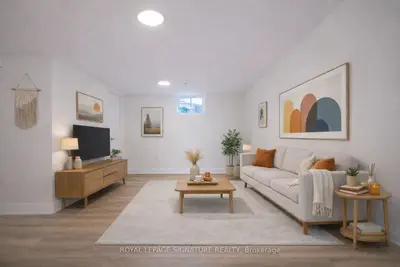 5 Twentieth Street B, Toronto W06, On M8v 3l5