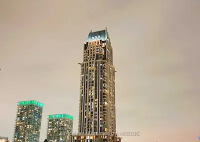 388 Prince Of Wales Drive 307, Mississauga, On L5b 0a1