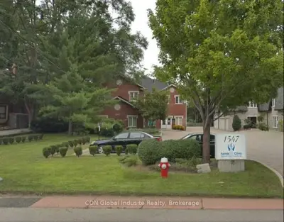 1547 Hurontario Street, Mississauga, On L5g 3h7