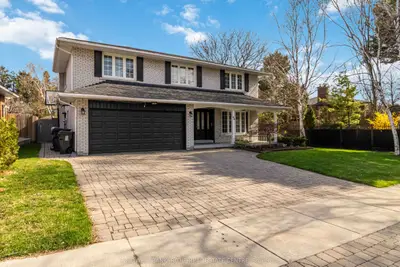 42 Neilor Crescent, Toronto, On M9c 1k6