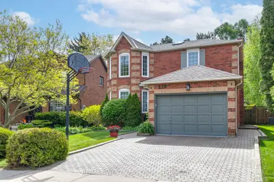 930 Maramis Court, Mississauga, On L5h 4g2