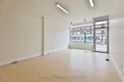 1674 St Clair Avenue W, Toronto W03, On M6n 1h8