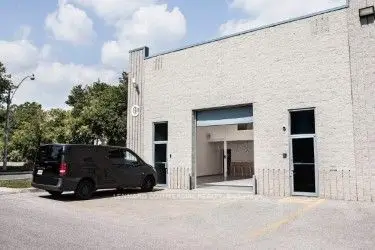 1444 Dupont Street 21, Toronto W02, On M4g 1p5