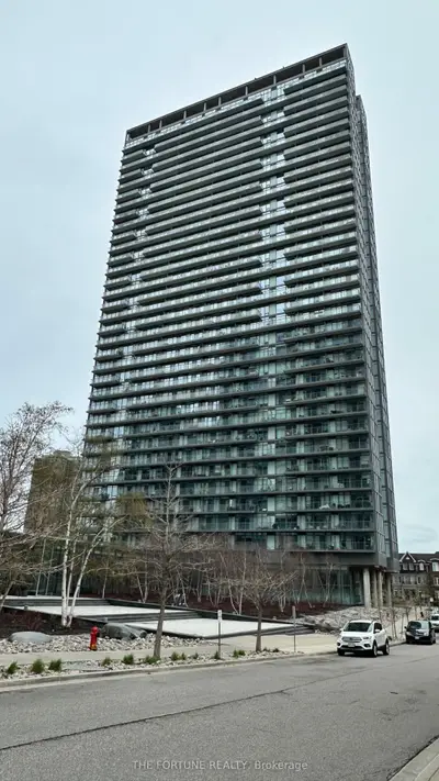 105 The Queensway Avenue 3213, Toronto W01, On M6s 2a2