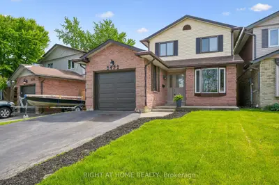 2432 Malcolm Crescent, Burlington, On L7p 3y4