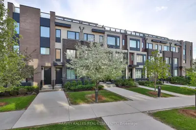 55 Thomas Mulholland Drive 9, Toronto W05, On M3k 0a5