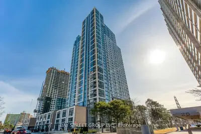 9 Mabelle Avenue 2915, Toronto W08, On M9a 4x7