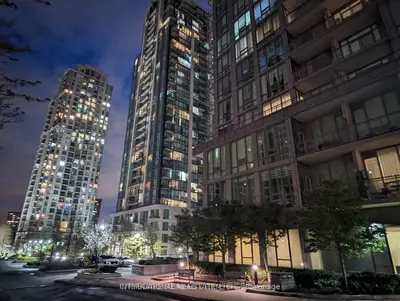 3525 Kariya Drive 211, Mississauga, On L5b 0c2