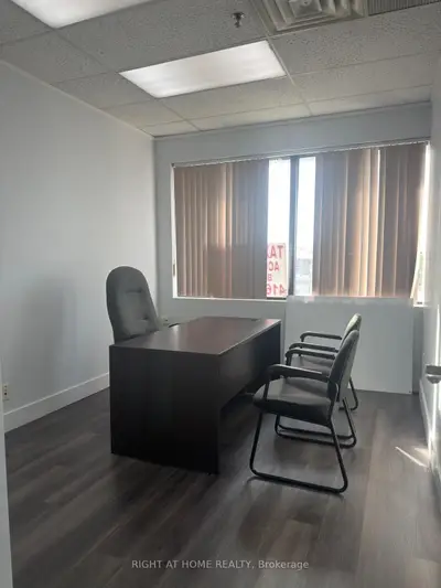50 Steeles Avenue E 202, Milton, On L9t 4w9