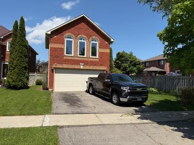 7075 Spyglass Crescent, Mississauga, On L5n 7h1