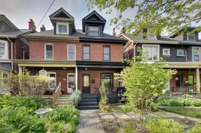 88 Galley Avenue, Toronto W01, On M6r 1h1
