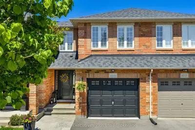2009 Erika Court, Oakville, On L6m 4r4