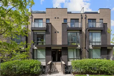 30 Fieldway Road 89, Toronto W08, On M8z 0e3