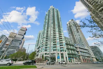 3939 Duke Of York Boulevard 3305, Mississauga, On L5b 4n2