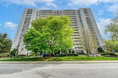 45 Southport Street 304, Toronto W01, On M6s 3n5