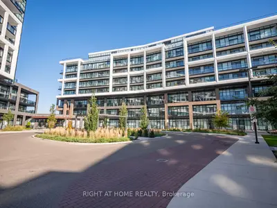 60 George Butchart Drive 315, Toronto W05, On M3k 0e1